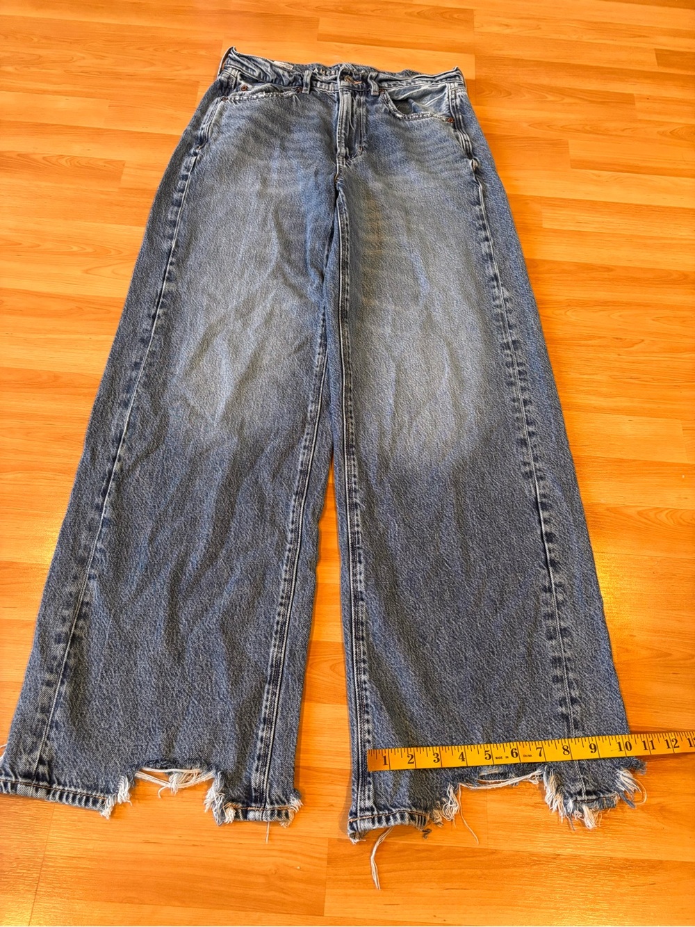 American Eagle Super High Rise Wide Leg Baggy Jeans